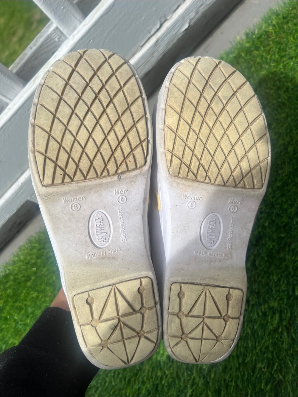 Classic White Slip-On Mules for Nurse Women - Picture 7 of 7
